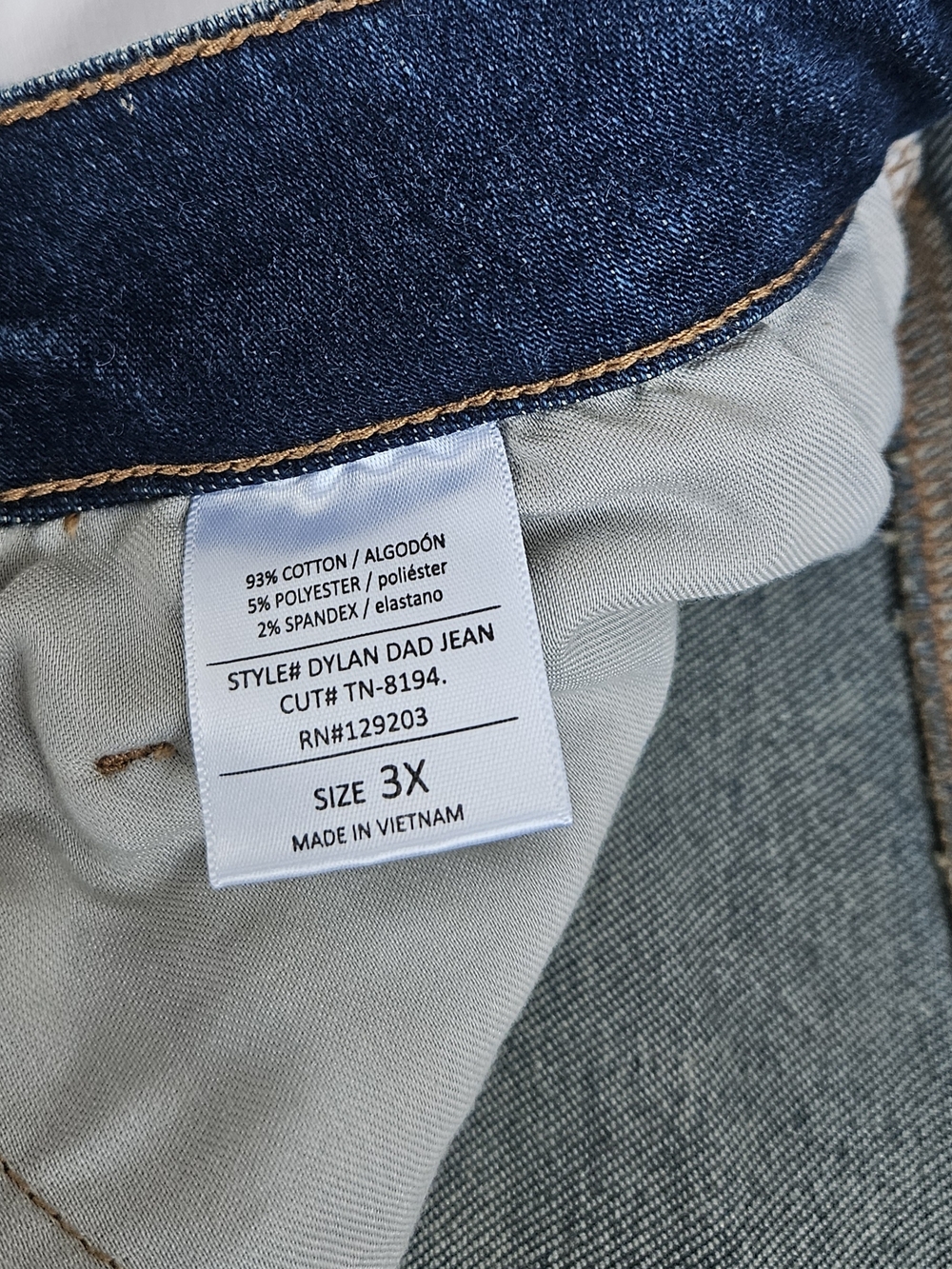Carly Jean Los Angeles Dylan Dad Jean 3X High Rise Relaxed Straight Jeans - Picture 10 of 13